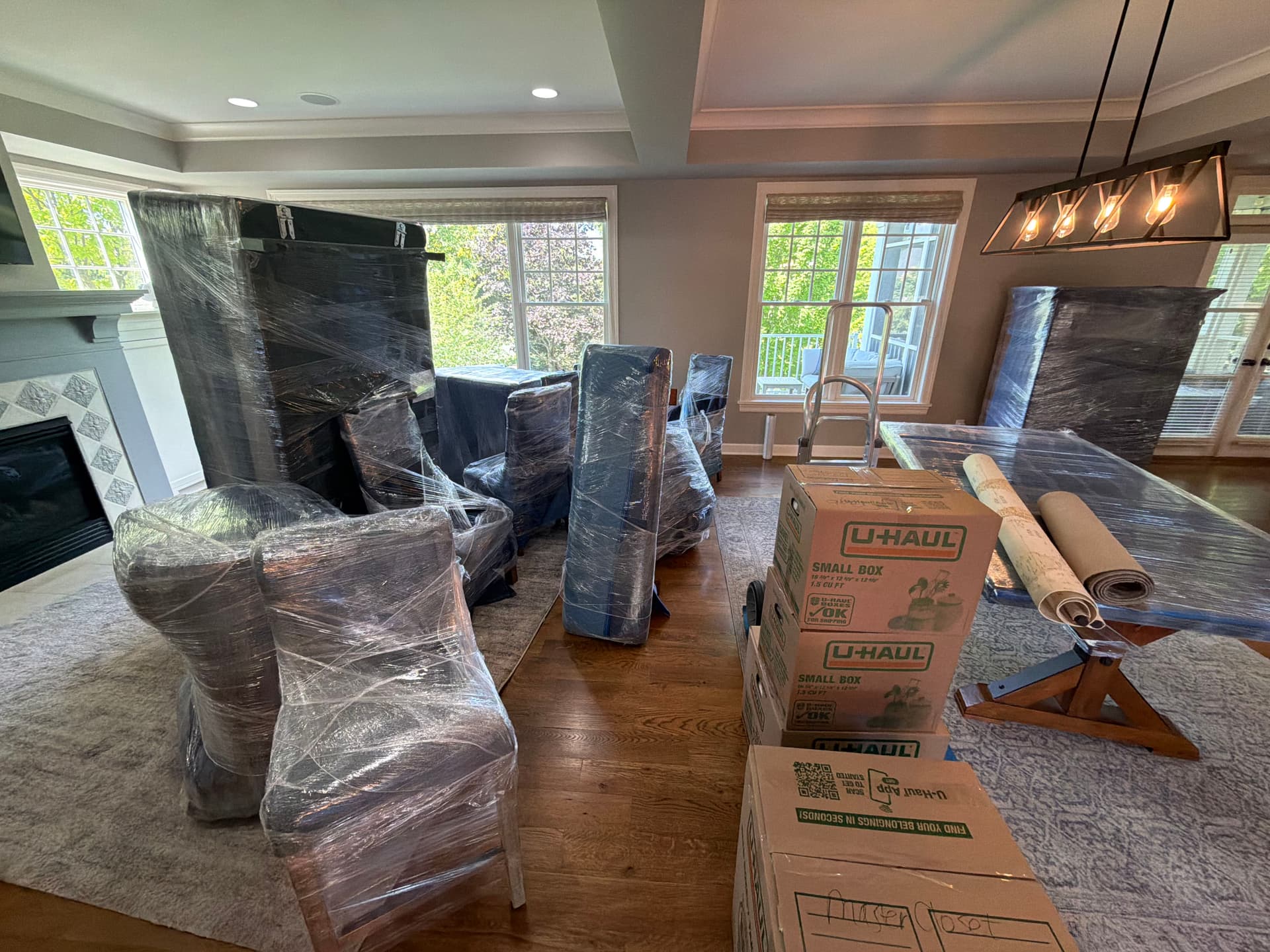 Gallery photos for Apple Valley Load-Only Move Done Right: Image #1