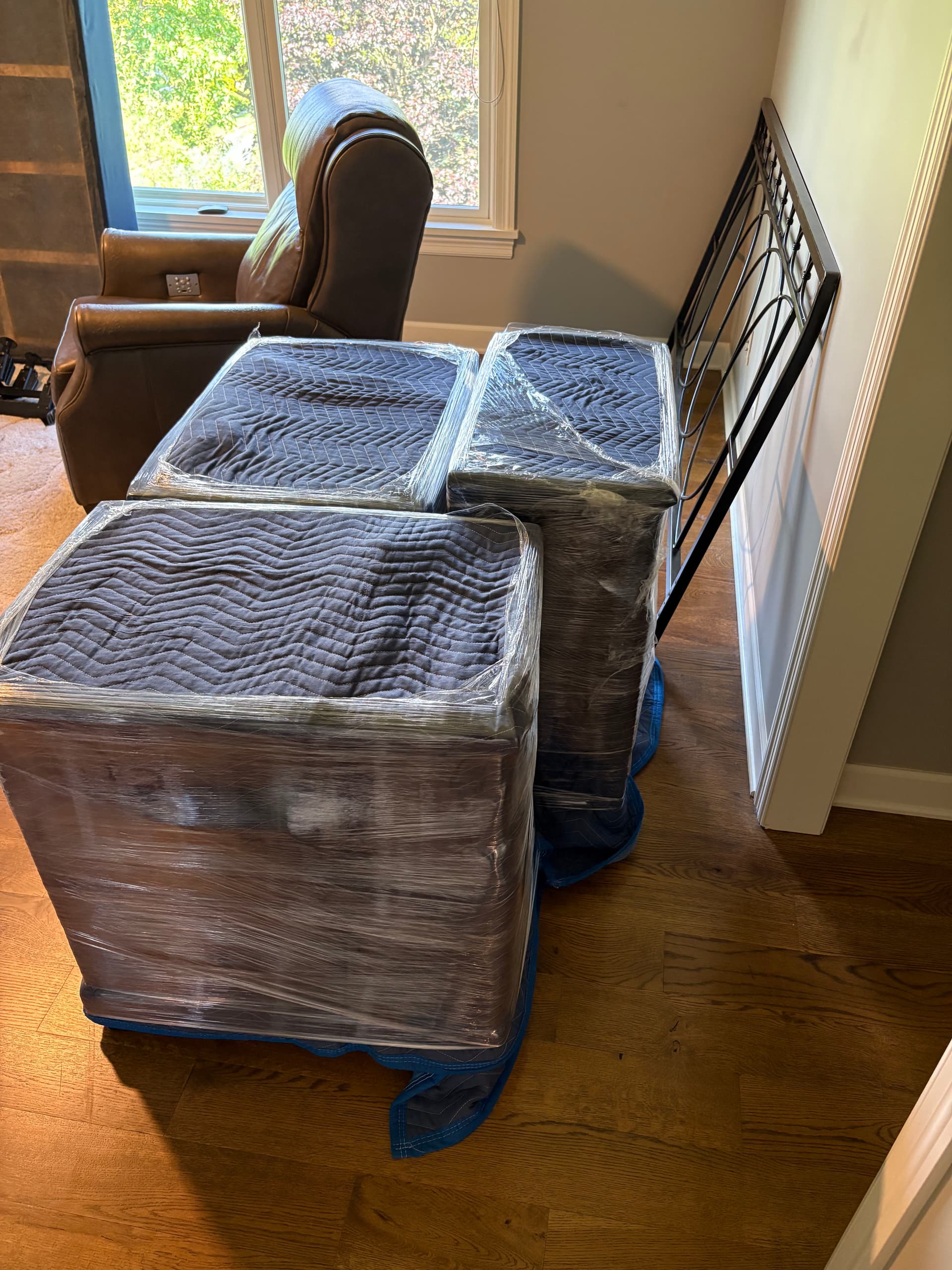 Gallery photos for Apple Valley Load-Only Move Done Right: Image #4
