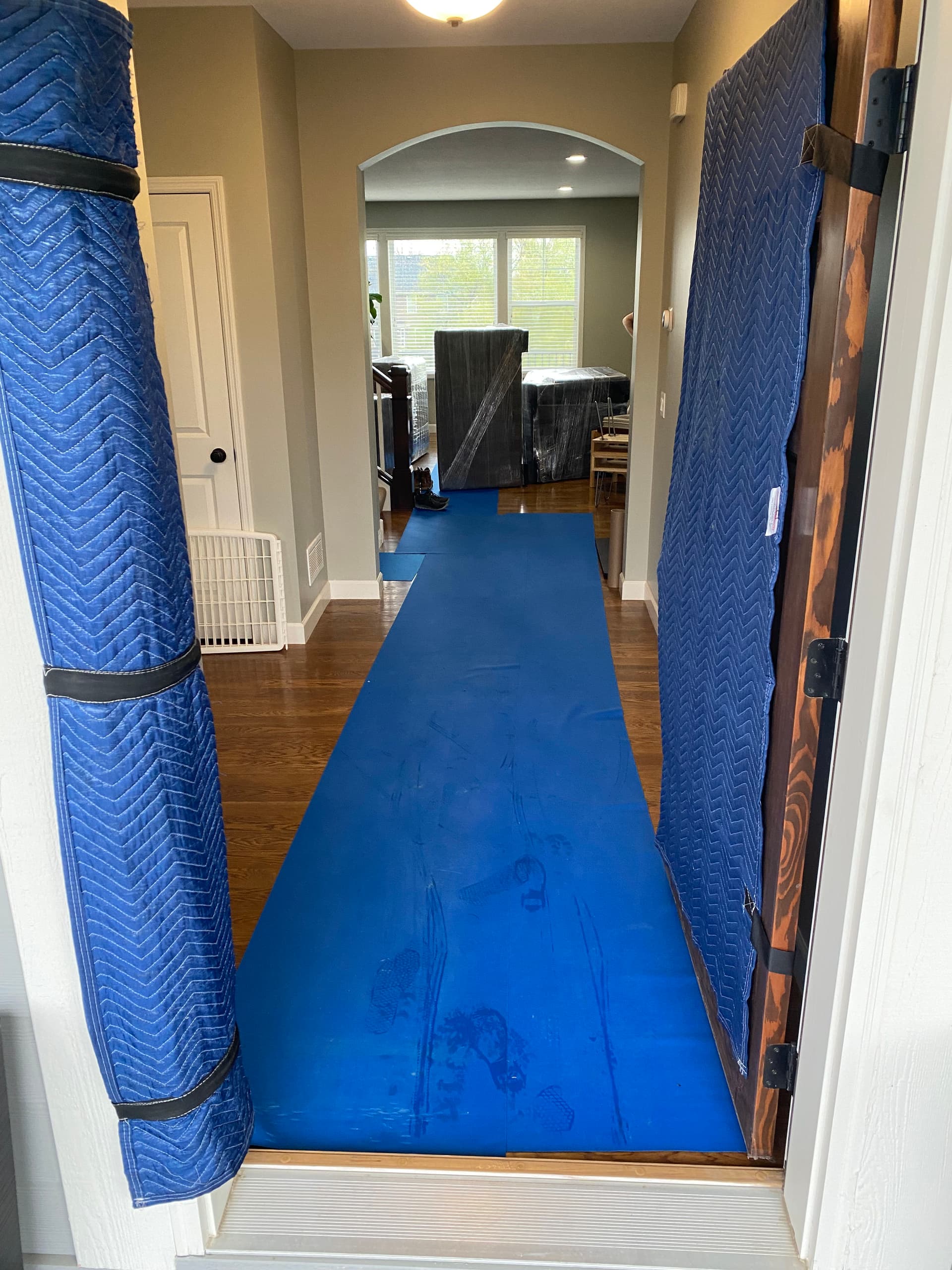 Gallery photos for How We Protect Your Home and Furniture on Moving Day: Image #2